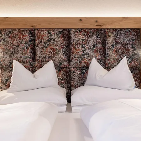 Edenlehen Szálloda Mayrhofen