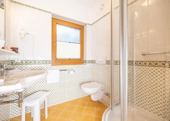 מלון Edenlehen 4*