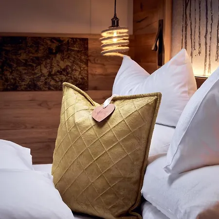 Hotel Edenlehen 4*