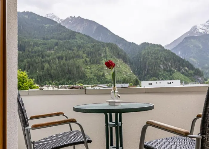 Готель Edenlehen 4*